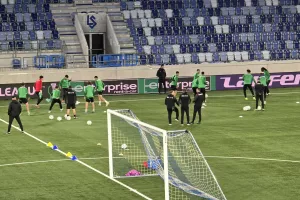 (Βίντεο/Φώτος kerkida) Προπόνηση στο Stade de la Tuilière