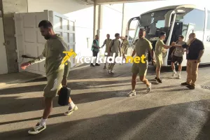 (Φώτος Kerkida) Έφτασε στην έδρα της η ΑΕΚ