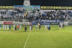 (Βίντεο Kerkida) ΜΑΖΙ παίκτες-κόσμος μετά το "διπλό"!
