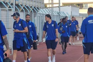 (Φώτος Kerkida) Η άφιξη της Ανόρθωσης στο Παραλίμνι