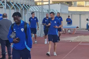 (Φώτος Kerkida) Η άφιξη της Ανόρθωσης στο Παραλίμνι