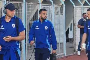 (Φώτος Kerkida) Η άφιξη της Ανόρθωσης στο Παραλίμνι
