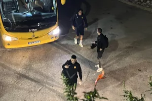 Φώτος kerkida από την άφιξη της ΑΕΛ