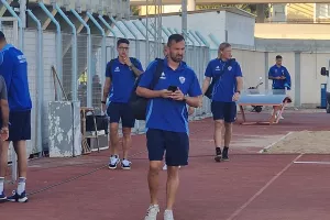 (Φώτος Kerkida) Η άφιξη της Ανόρθωσης στο Παραλίμνι