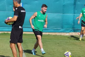 Δράση... στο "Ηλίας Πούλλος" (Φώτος)