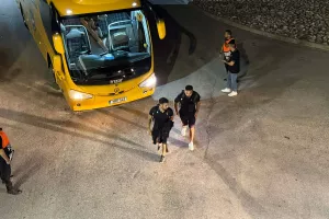 Φώτος kerkida από την άφιξη της ΑΕΛ