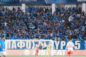 Θύρα 5/"Κατάλαβαν ότι δεν φτάσαμε εδώ για να περάσουμε… Αλλά για να ΜΕΙΝΟΥΜΕ"