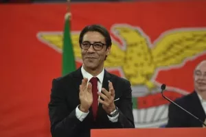 Μεγάλη νίκη του Ρουί Κόστα – Παραμένει στον προεδρικό θώκο της Μπενφίκα