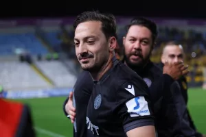 Τα 3 λεπτά του Μακρή!
