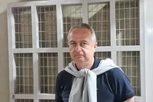KAI...Eλβετία/Ταραπουλούζης