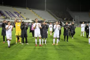 Η παρακάμερα του αγώνα Φιορεντίνα-ΑΕΚ