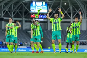 "Να μην...ξεγελάσει την ΑΕΚ το 6-0!"