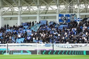 Περιμένουν...Ομόνοια