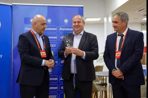 (Φώτος) Ανταλλαγή... αναμνηστικών