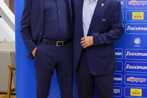 (Φώτος) Ανταλλαγή... αναμνηστικών