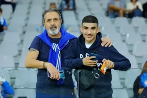 ΦΩΤΟΣ από τις κερκίδες στο Απόλλων - ΑΕΚ