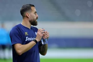 (Φώτος) Ανεβάζει ρυθμούς η Εθνική μας