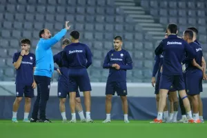 (Φώτος) Ανεβάζει ρυθμούς η Εθνική μας
