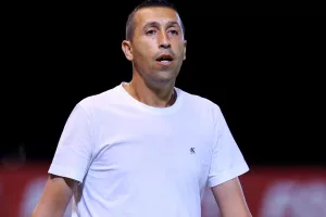 ΕΠΙΣΗΜΟ για Χριστόδουλο