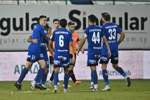Προκρίθηκαν Ολυμπιακός και Ομόνοια Αραδίππου