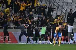 ΑΠΟΕΛ - ΑΕΛ: Ανατροπή και σπουδαίο διπλό με Μακρή στο 90+6'!