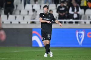 "Δεν θα έμπαινα στο παιχνίδι-Φοβήθηκα αλλά στο τέλος πέτυχα το γκολ της νίκης"