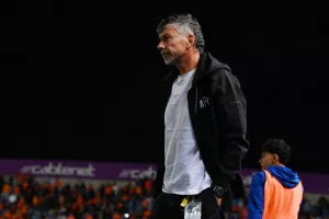 ΑΠΟΕΛ - ΑΕΛ: Ανατροπή και σπουδαίο διπλό με Μακρή στο 90+6'!