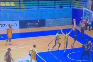 (Βίντεο) Το κάρφωμα του Στέφανου που μάγεψε