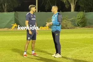 Τετ-α-τετ και πόζα στο kerkida (Φώτο)