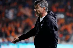 Η Ομόνοια κρατούσε τη νίκη, ο Διαμαντάκος στο 98' το μοίρασε!!