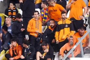 ΦΩΤΟΡΕΠΟΡΤΑΖ από τις κερκίδες στο Ομόνοια - ΑΠΟΕΛ