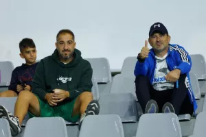 ΦΩΤΟΣ από τις κερκίδες στο Απόλλων - ΑΕΚ