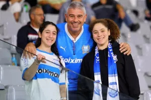 ΦΩΤΟΣ από τις κερκίδες στο Απόλλων - ΑΕΚ
