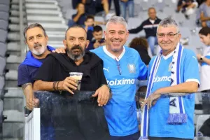 ΦΩΤΟΣ από τις κερκίδες στο Απόλλων - ΑΕΚ