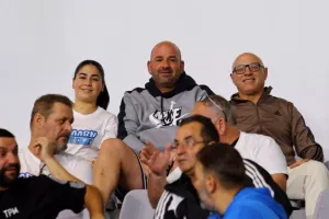 ΦΩΤΟΣ από τις κερκίδες στο Απόλλων - ΑΕΚ