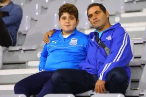 ΦΩΤΟΣ από τις κερκίδες στο Απόλλων - ΑΕΚ