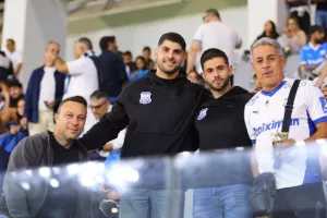 ΦΩΤΟΣ από τις κερκίδες στο Απόλλων - ΑΕΚ