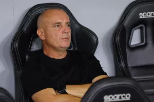 Να καλύψει τα κενά των Ζοάο και Τζεπάρ