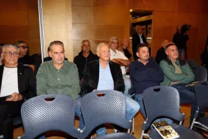 "Με τους θεούς του Ολύμπου" (Φώτος)