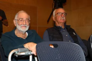 "Με τους θεούς του Ολύμπου" (Φώτος)