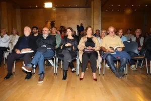 "Με τους θεούς του Ολύμπου" (Φώτος)