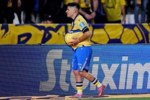 ΑΠΟΕΛ - ΑΕΛ: Ανατροπή και σπουδαίο διπλό με Μακρή στο 90+6'!
