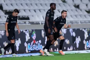 ΑΠΟΕΛ - ΑΕΛ: Ανατροπή και σπουδαίο διπλό με Μακρή στο 90+6'!