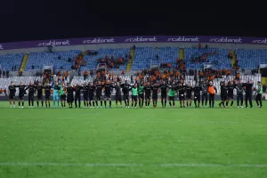ΑΠΟΕΛ - ΑΕΛ: Ανατροπή και σπουδαίο διπλό με Μακρή στο 90+6'!