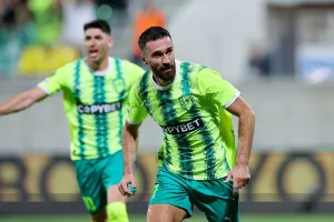 Μπάγιτς... για το 3 στα 3!