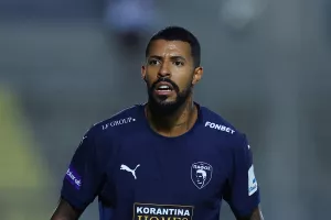 Πάτησε... 28