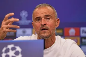 “Η Παρί Σεν Ζερμέν είναι όπως ο Σίνερ και ο Αλκαράθ, βελτιωνόμαστε χάρη στους αντιπάλους μας”