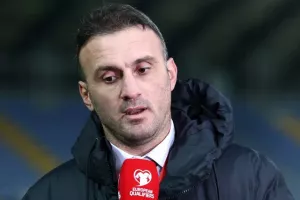 “Το μόνο εύκολο στο ποδόσφαιρο είναι να αποδίδεις ευθύνες, θέμα χρόνου να έρθουν οι επιτυχίες στην Εθνική”