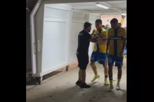 (Βίντεο) "Ρε τι έβαλες ρε;" σε Διαμαντάκο!