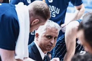 Κοκόσκοφ: «Πρέπει να πηγαίνουμε πιο συχνά στη γραμμή των βολών»
